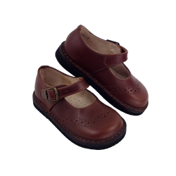 Scarpe in pelle decoro forato a coda di rondine chiusura con fibbia suola scura style 789 - Nonna Magali